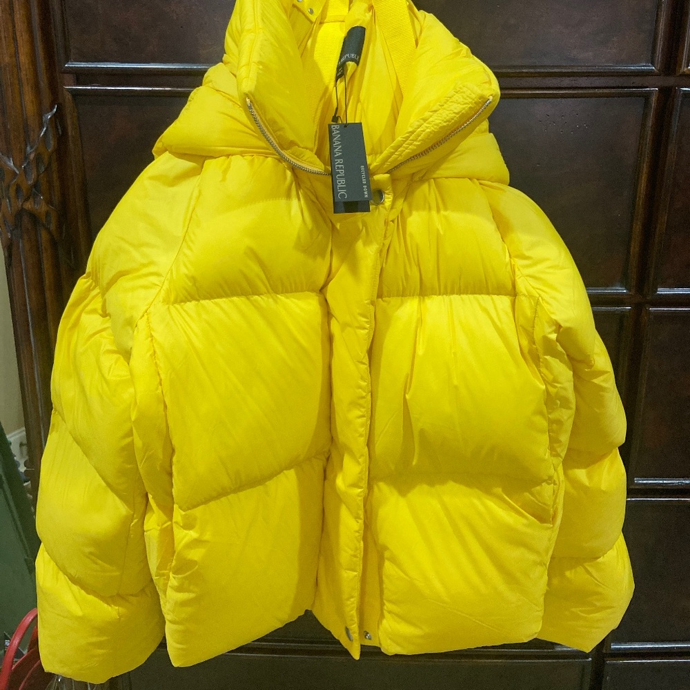 Banana republic puffer jacket